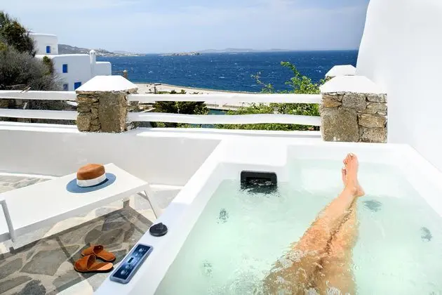 1 Çift Kişilik Veya 2 Tek Kişilik Yatak Superior