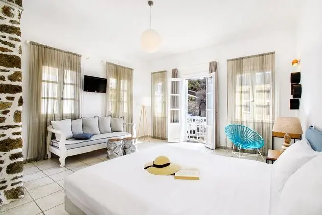 1 Çift Kişilik Veya 2 Tek Kişilik Yatak Superior