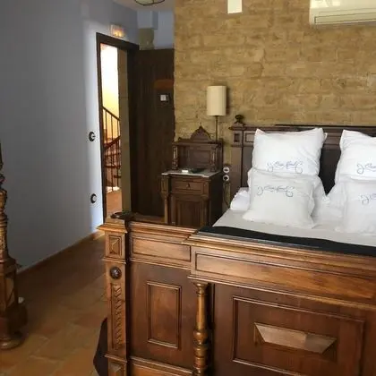 Tek Büyük Yataklı Oda