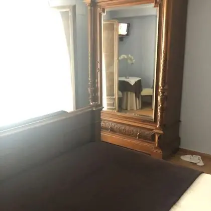 Tek Büyük Yataklı Oda