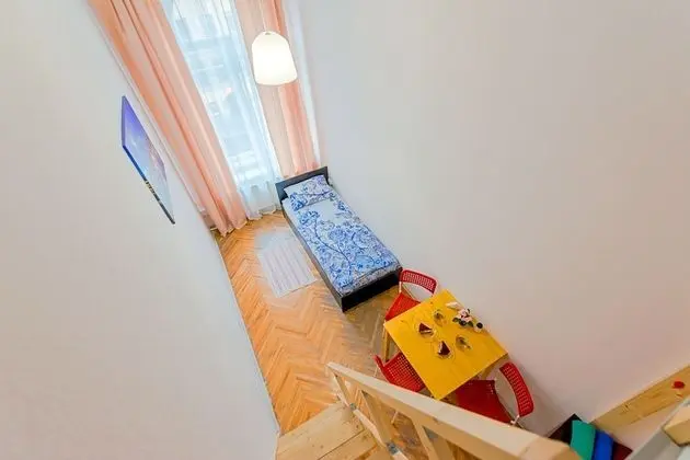 Comfort Üç Kişilik Oda, Ortak Banyo