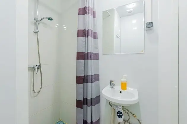 Comfort Üç Kişilik Oda, Ortak Banyo