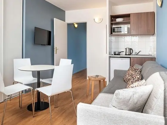 Apart Daire, 1 Çift Kişilik Yatak