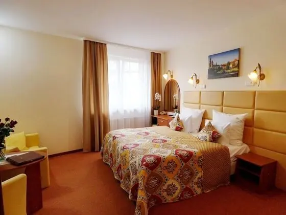 Üç Kişilik Oda, Küçük Mutfak