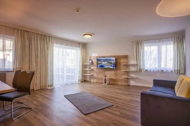 Apart Daire (Dorfplatzl, plus cleaning fee 120,-€)