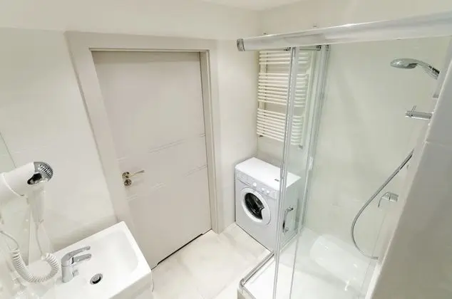 Deluxe Stüdyo, 1 En Büyük (King) Boy Yatak
