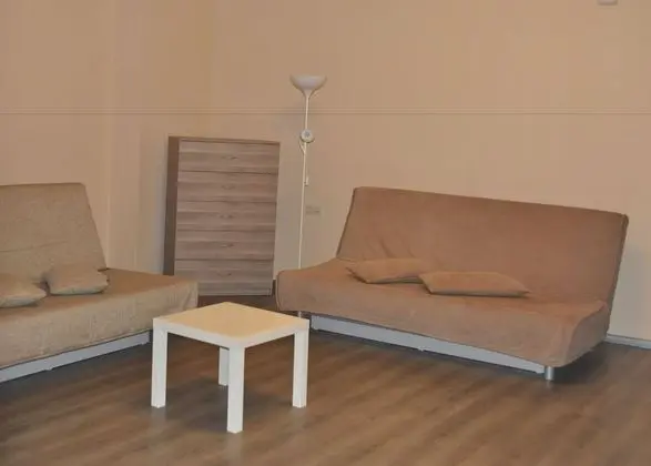Standard Apart Daire, Bahçe Manzaralı