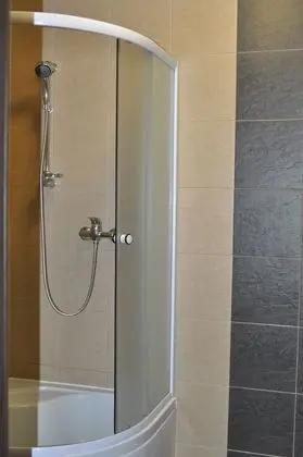 Standard Apart Daire, Bahçe Manzaralı