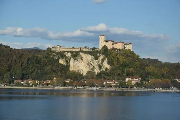 Comfort Apart Daire, 2 Yatak Odası, Göl Manzaralı (Incantosullago)