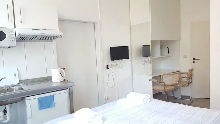 Tek Büyük Yataklı Oda