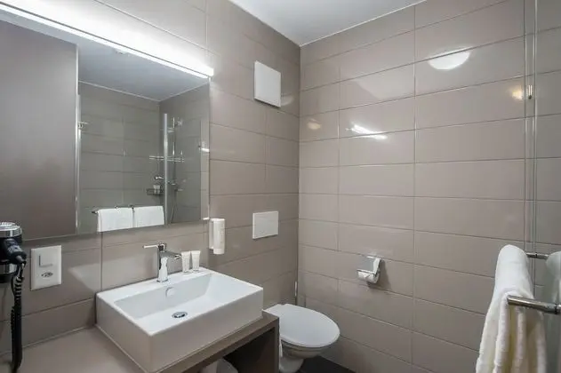 Business Tek Büyük veya İki Ayrı Yataklı Oda, Balkon (kitchenette)