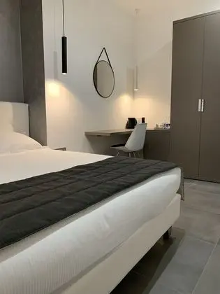 Basic Tek Büyük Yataklı Oda