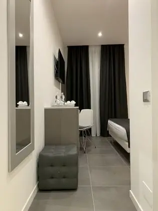 Basic Tek Büyük Yataklı Oda