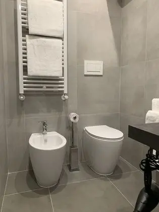 Basic Tek Büyük Yataklı Oda