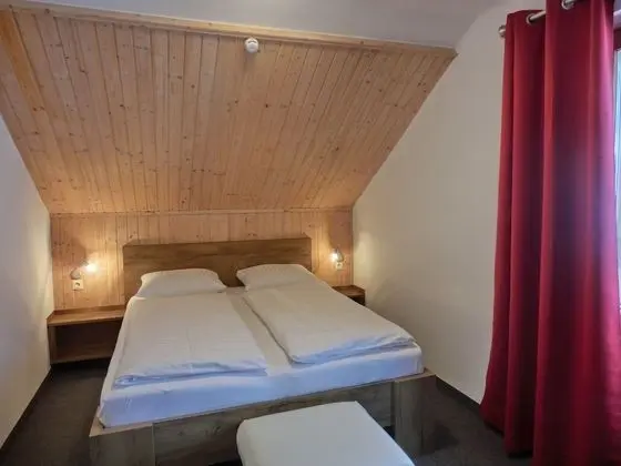 Grand Apart Daire, 3 Yatak Odası, Veranda, Göl Kenarı