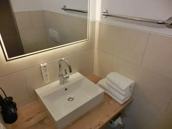 Grand Apart Daire, 3 Yatak Odası, Veranda, Göl Kenarı
