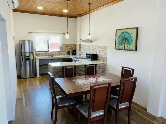 Apart Daire, 2 Yatak Odası, Balkon