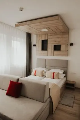 Superior Oda, Şehir Manzaralı