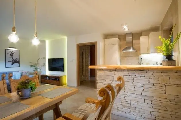 Apart Daire (Jaskier)