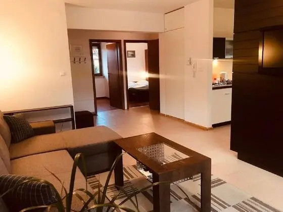 Apart Daire (Z Kamiennym Tarasem)