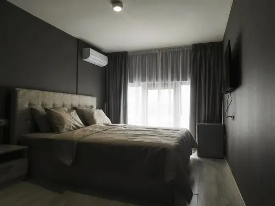 Standard Tek Büyük Yataklı Oda