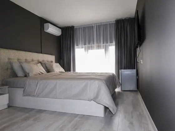 Standard Tek Büyük Yataklı Oda