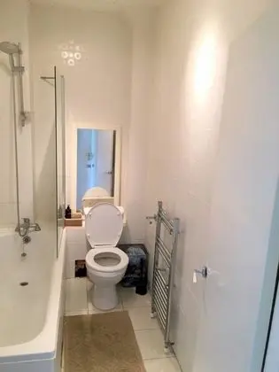 Apart Daire, 1 En Büyük (King) Boy Yatak ve Çekyat