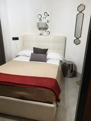 Apart Daire (Tiny - French Bed)