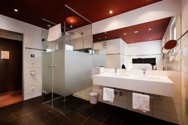 Deluxe Tek Büyük Yataklı Oda, Dağ Manzaralı