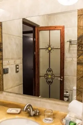 Tek Büyük Yataklı Oda, 1 En Büyük (King) Boy Yatak