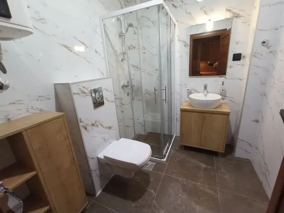 Exclusive Stüdyo Süit