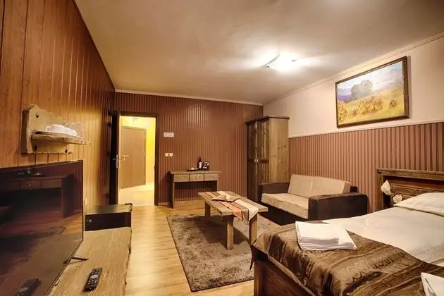 Deluxe Stüdyo