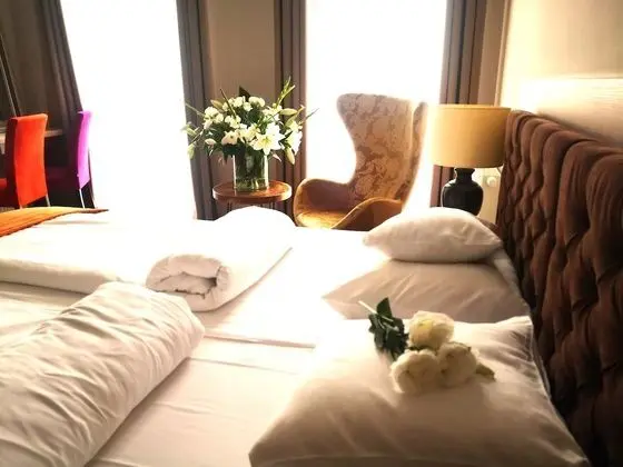 Tek Büyük Yataklı Oda