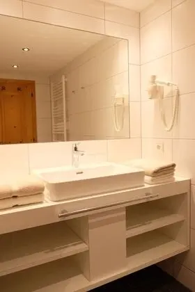 Apart Daire, 3 Yatak Odası, Balkon