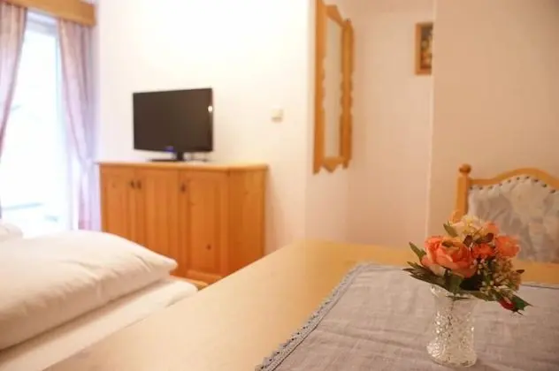 Tek Büyük veya İki Ayrı Yataklı Oda, Balkon
