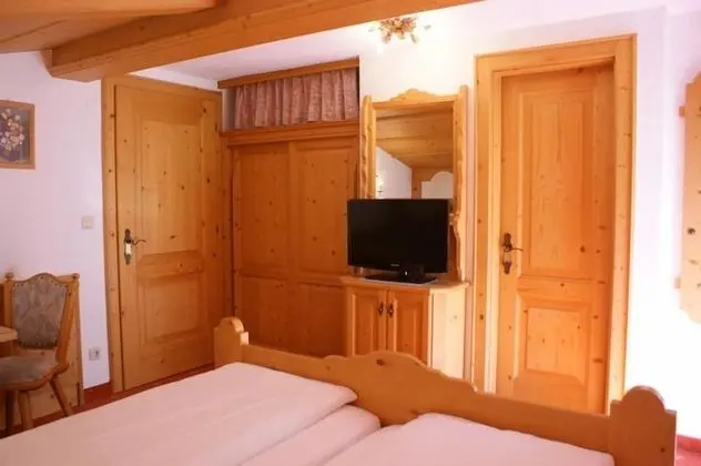 Tek Büyük veya İki Ayrı Yataklı Oda, Balkon
