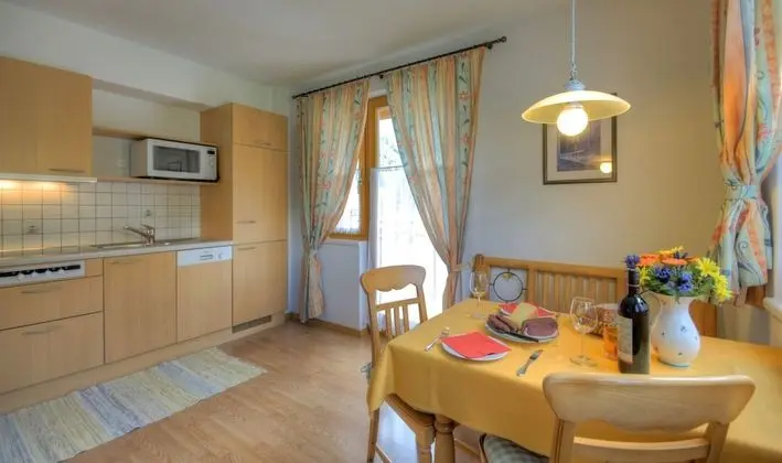 Comfort Apart Daire, 2 Banyolu, Dağ Manzaralı