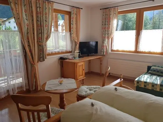 Comfort Tek Büyük Yataklı Oda, 1 Büyük (Queen) Boy Yatak, Dağ Manzaralı
