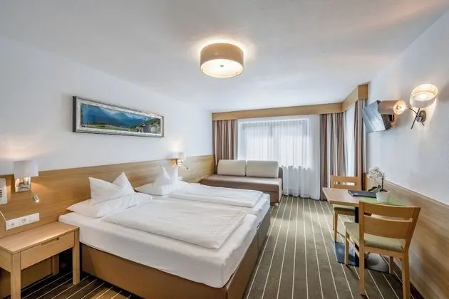 Tek Büyük Yataklı Oda, Balkon