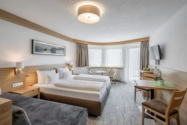 Tek Büyük Yataklı Oda, Balkon