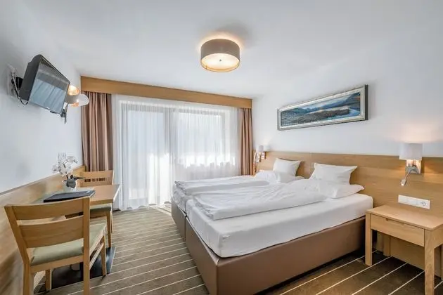 Tek Büyük Yataklı Oda, Balkon