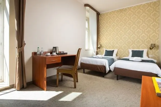 Tek Büyük veya İki Ayrı Yataklı Oda