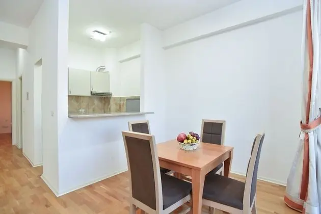 Luxury Apart Daire, Deniz Manzaralı
