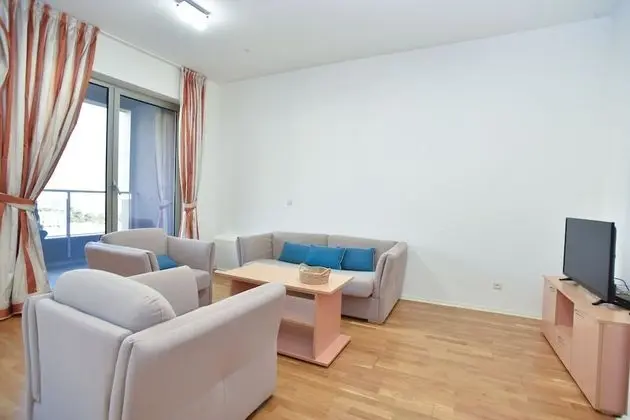 Luxury Apart Daire, Deniz Manzaralı