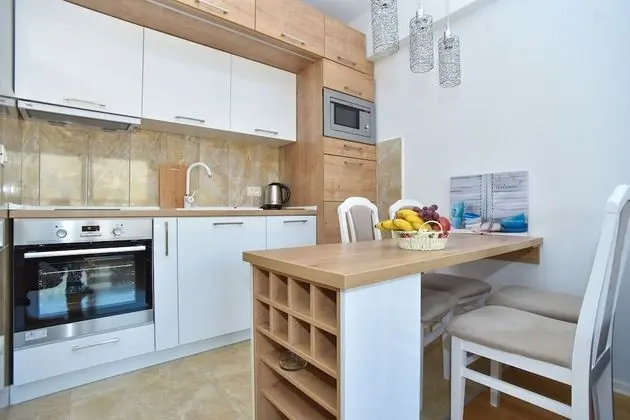 Luxury Apart Daire, Deniz Manzaralı