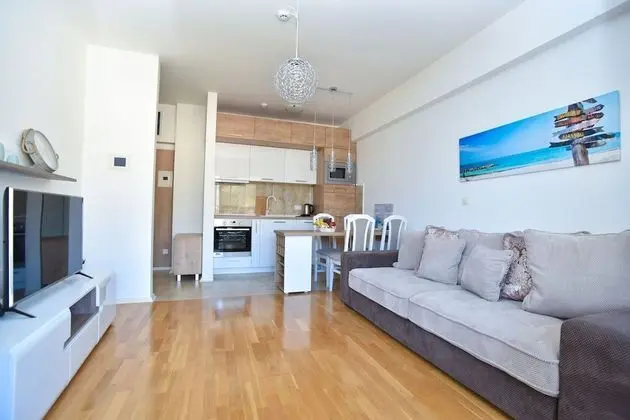 Luxury Apart Daire, Deniz Manzaralı