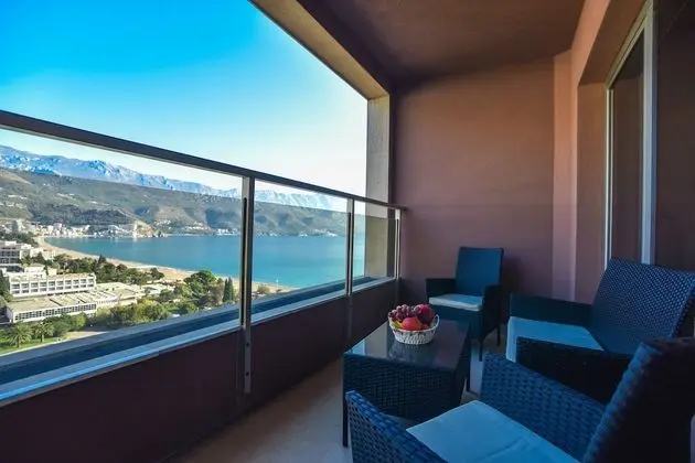 Luxury Apart Daire, Deniz Manzaralı