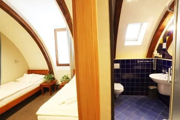 Standard Üç Kişilik Oda