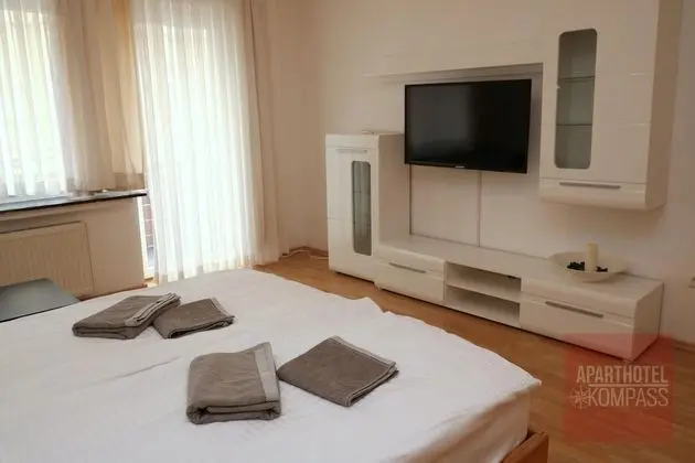 Aparthotel Kompass - Apartment (A102-103)