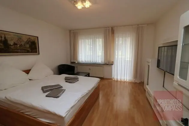 Aparthotel Kompass - Apartment (A102-103)